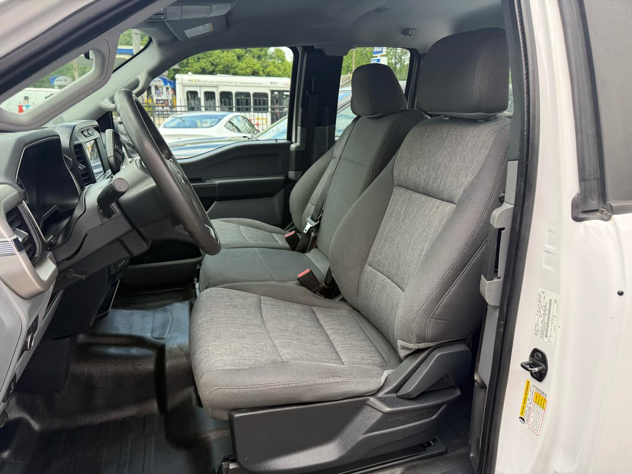 Ford F-150 XL 4WD SuperCab 8' Box 2021