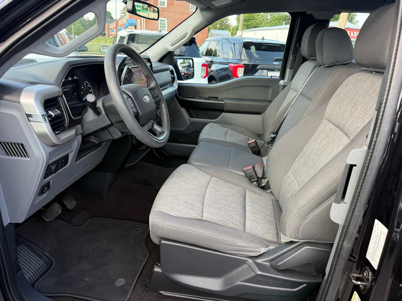 Ford F-150 XL 2WD SuperCab 8' Box 2021