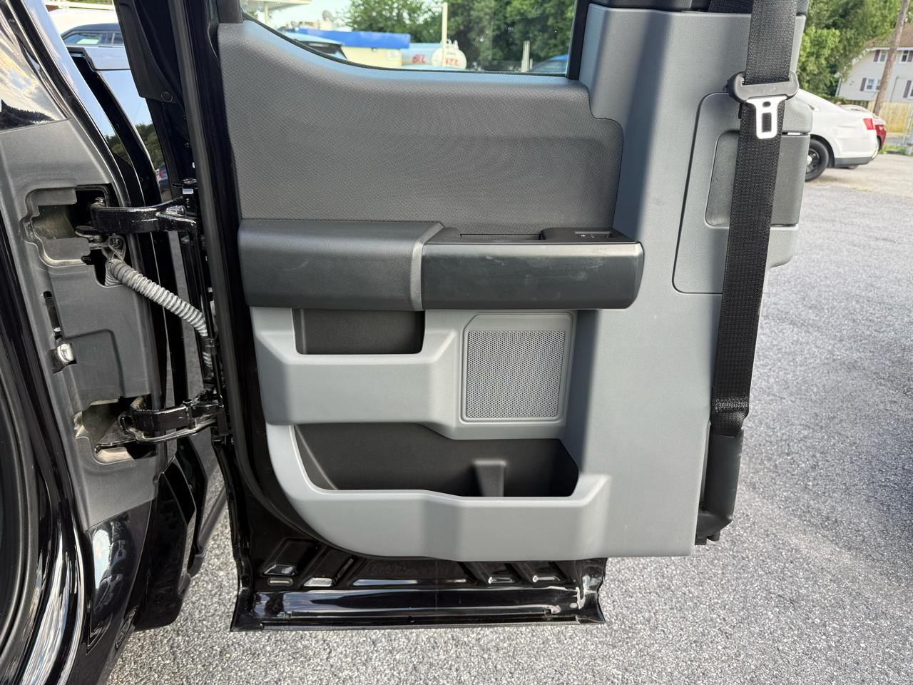 Ford F-150 XL 2WD SuperCab 8' Box 2021