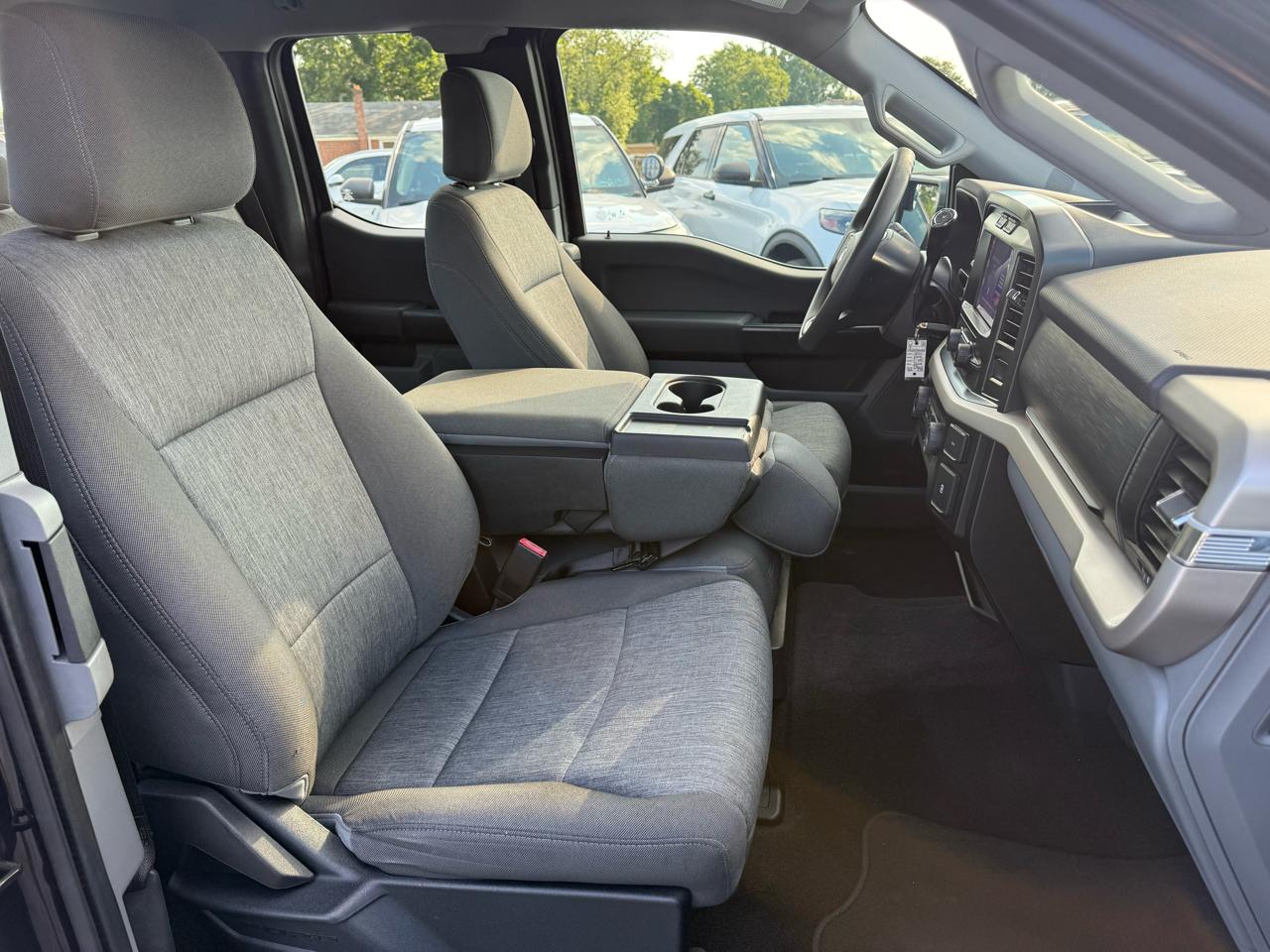 Ford F-150 XL 2WD SuperCab 8' Box 2021