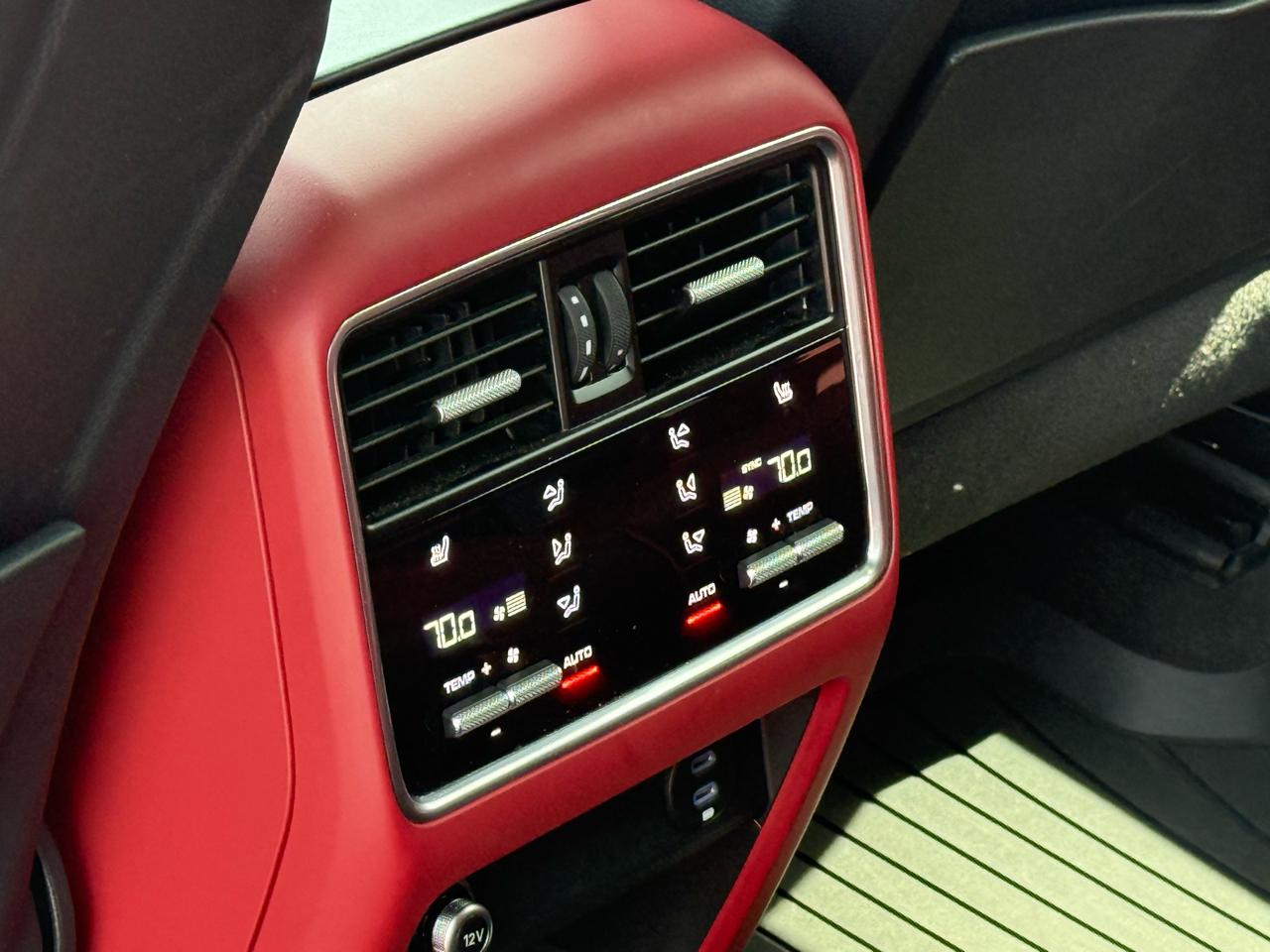Porsche Cayenne AWD 2022