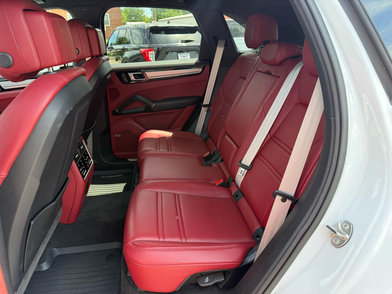 Porsche Cayenne AWD 2022