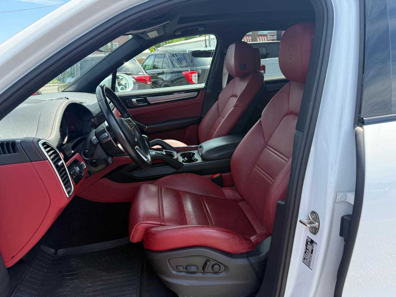 Porsche Cayenne AWD 2022