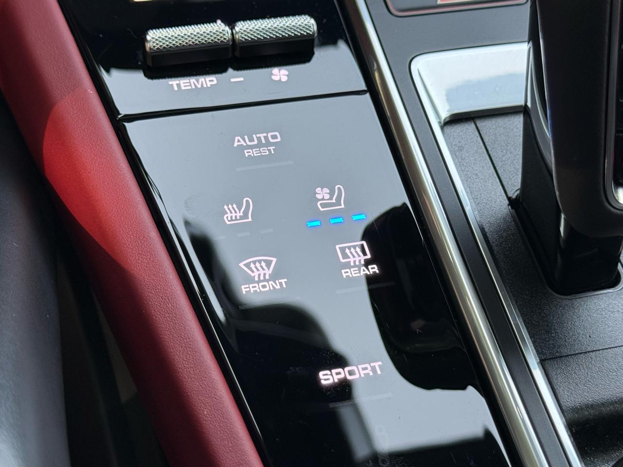 Porsche Cayenne AWD 2022