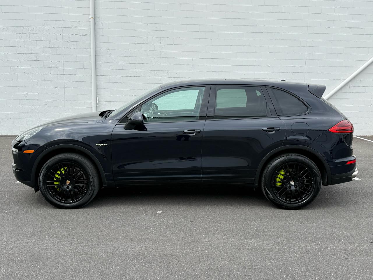 Porsche Cayenne AWD 4dr S E-Hybrid 2016