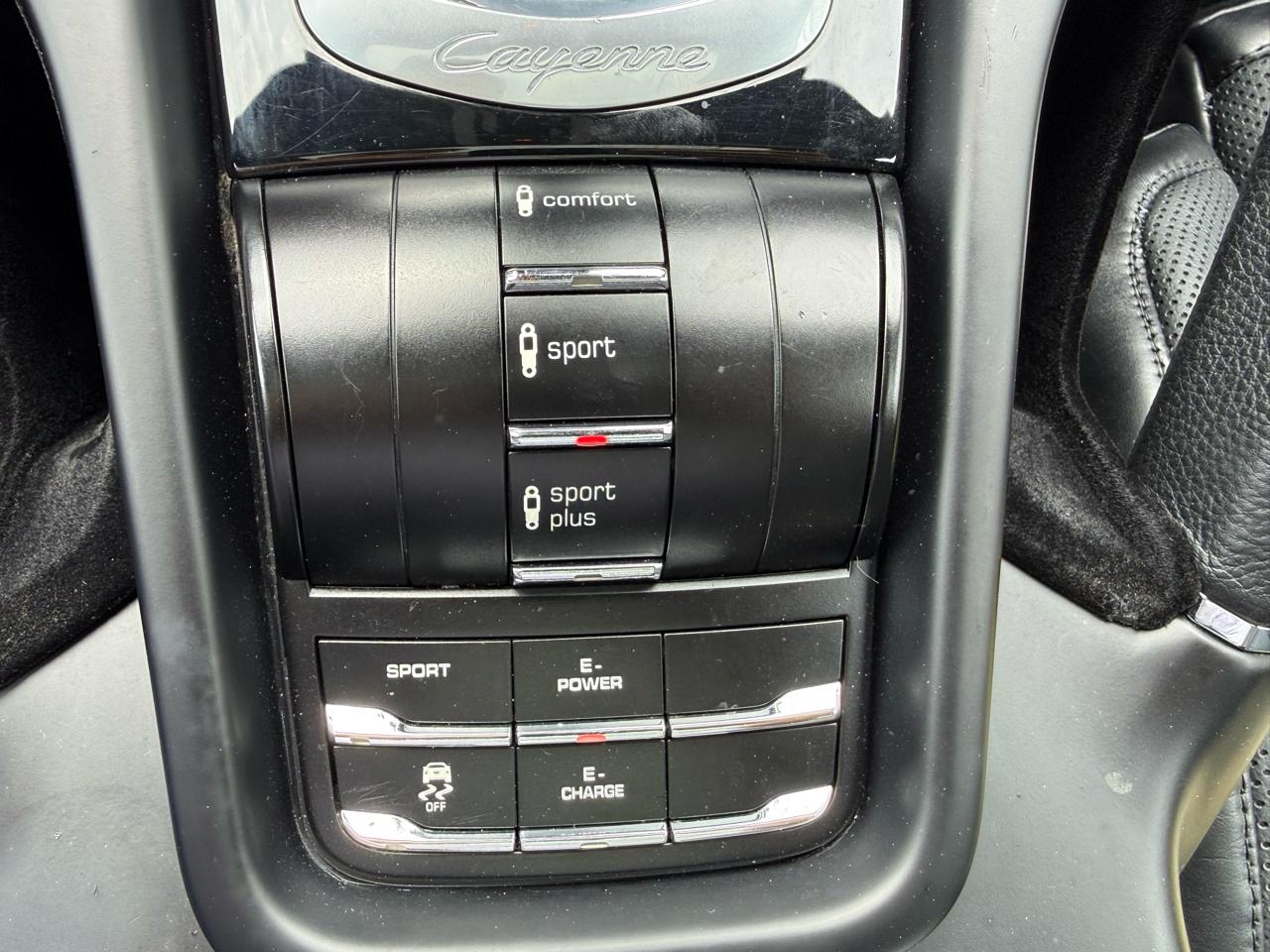 Porsche Cayenne AWD 4dr S E-Hybrid 2016