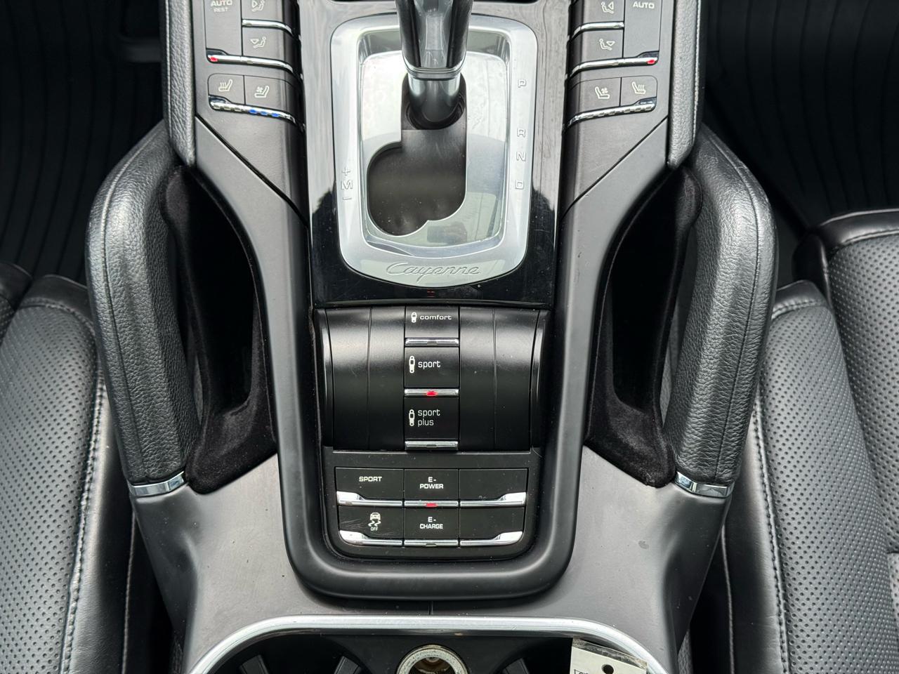 Porsche Cayenne AWD 4dr S E-Hybrid 2016