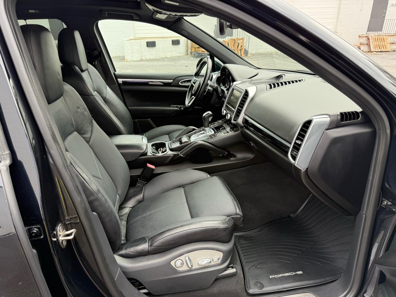 Porsche Cayenne AWD 4dr S E-Hybrid 2016