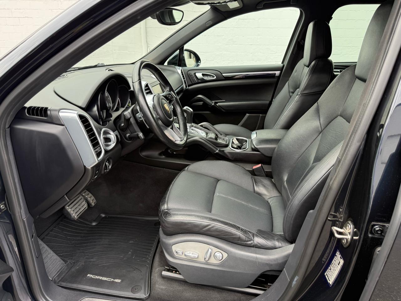 Porsche Cayenne AWD 4dr S E-Hybrid 2016