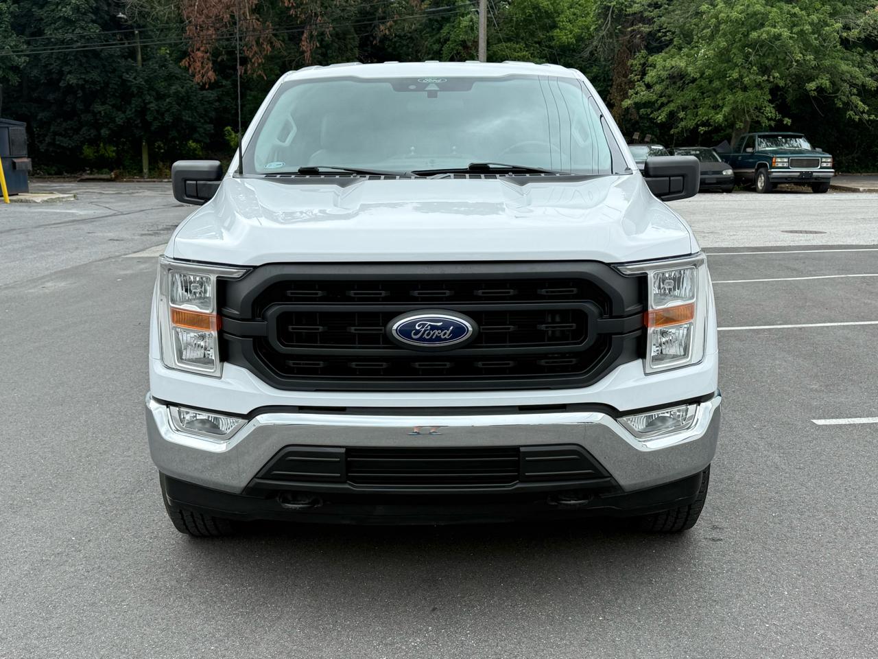 Ford F-150 XL 4WD SuperCab 8' Box 2022