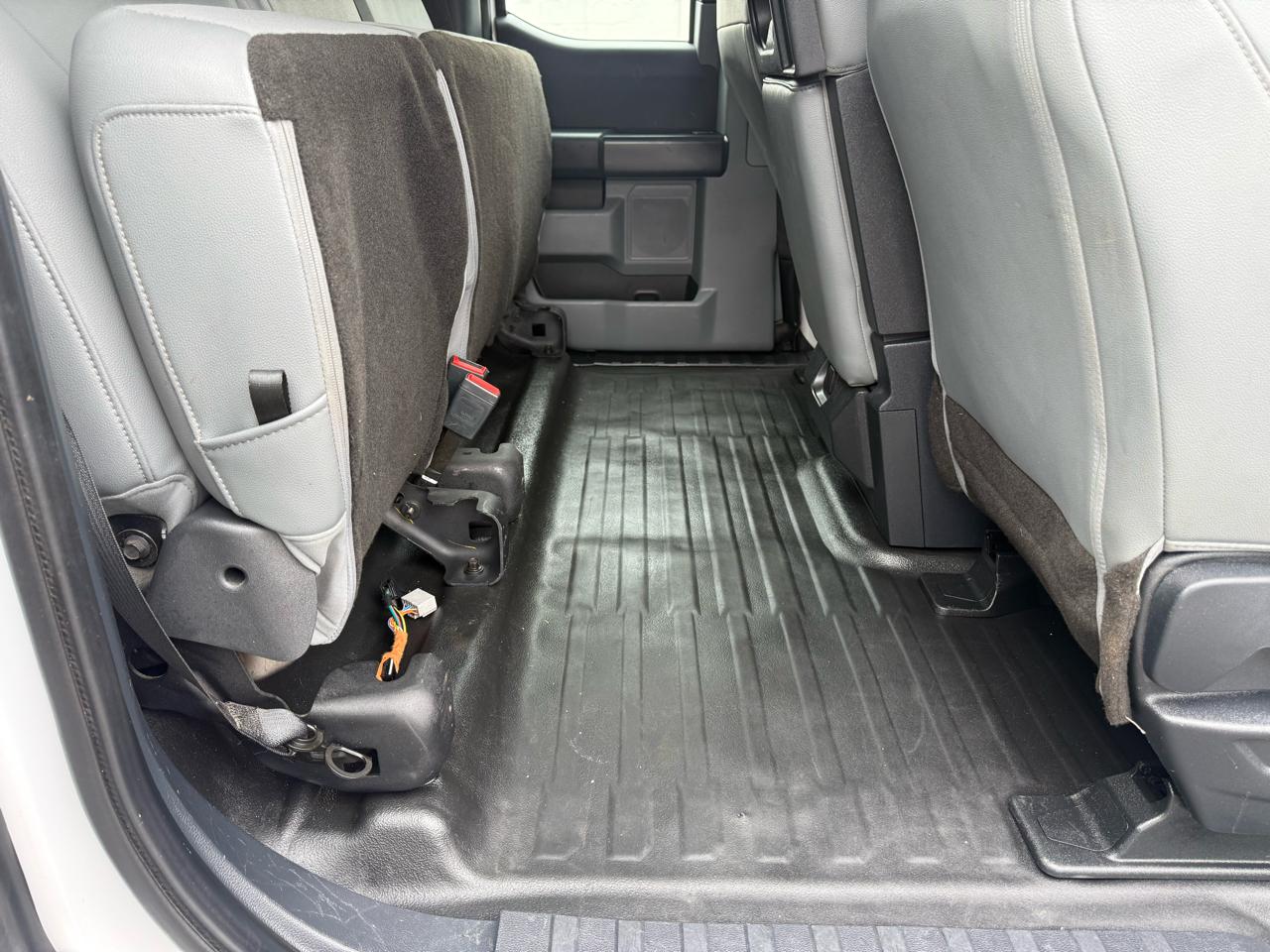 Ford F-150 XL 4WD SuperCab 8' Box 2022