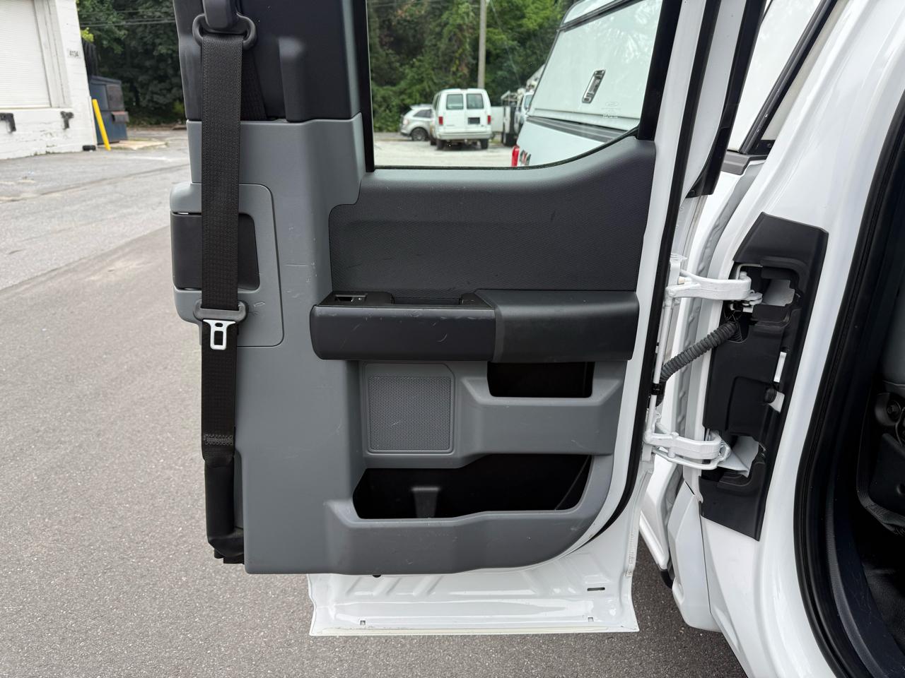 Ford F-150 XL 4WD SuperCab 8' Box 2022