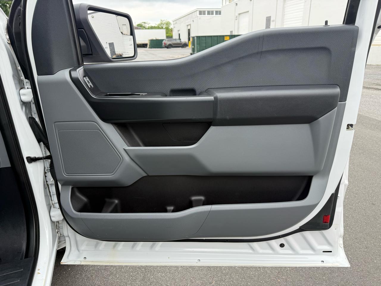 Ford F-150 XL 4WD SuperCab 8' Box 2022
