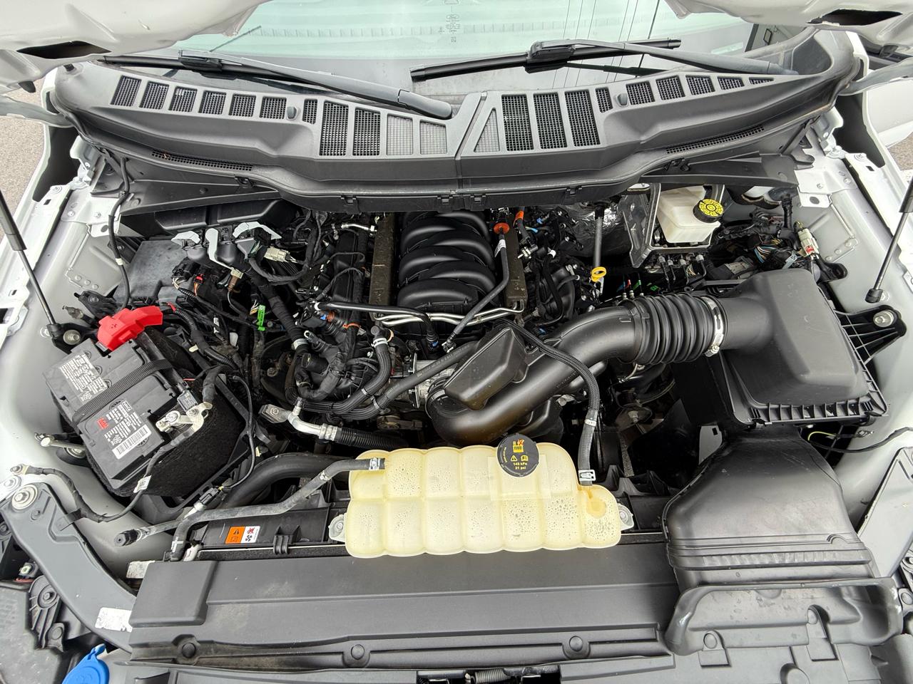 Ford F-150 XL 4WD SuperCab 8' Box 2022