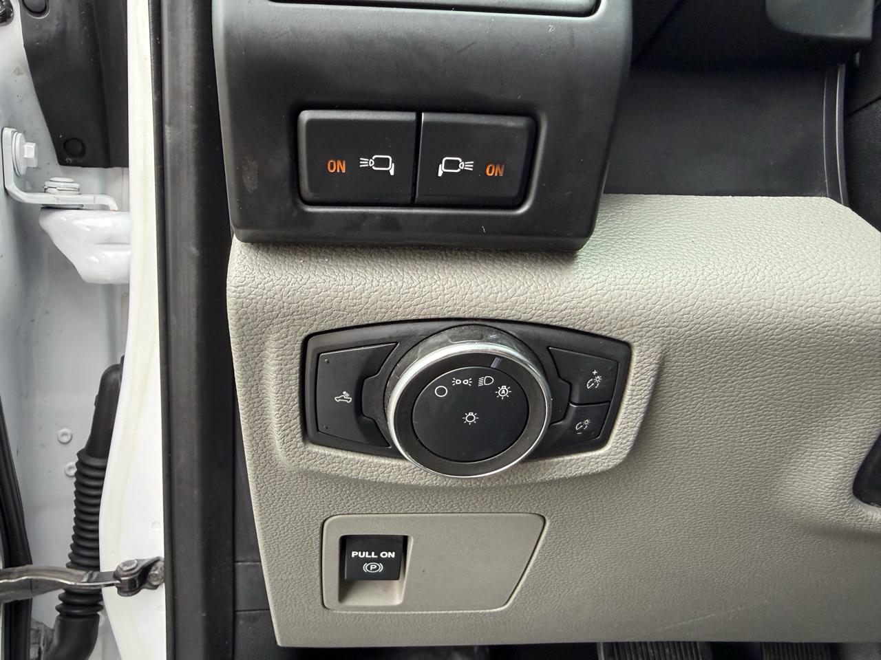 Ford F-150 FX4 SuperCrew 4WD 2020