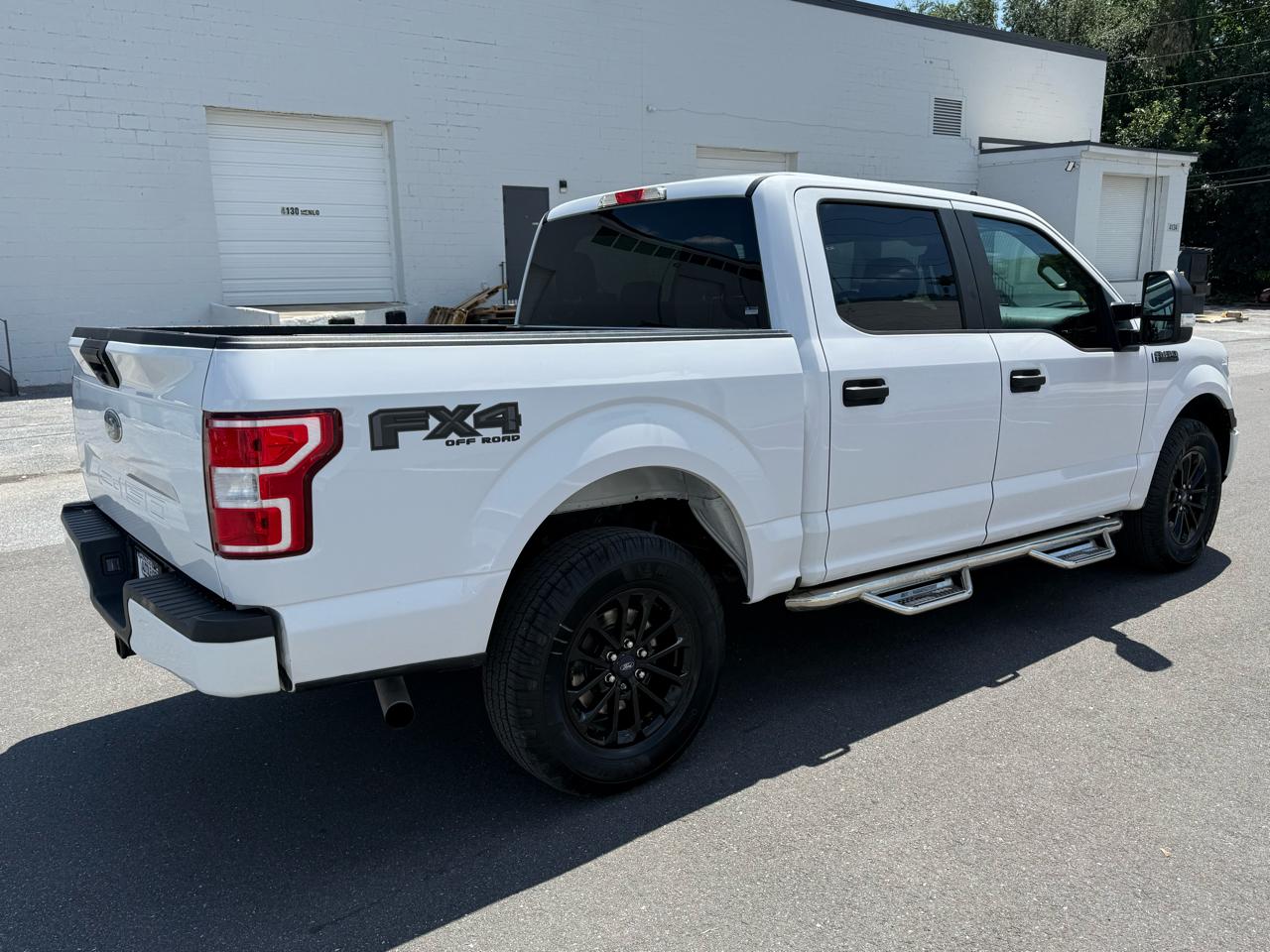 Ford F-150 FX4 SuperCrew 4WD 2020