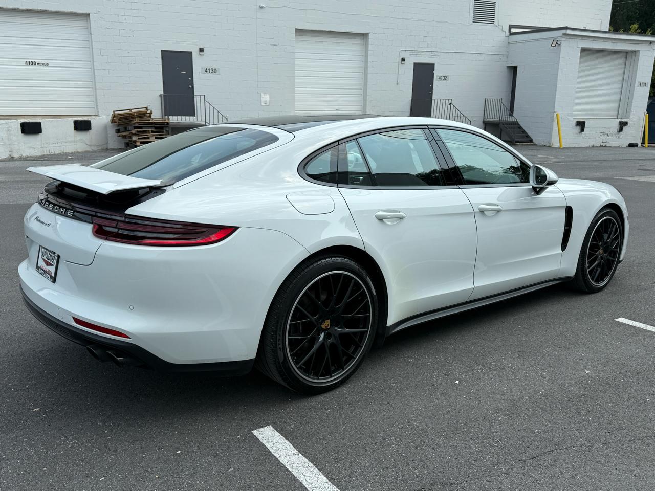 Porsche Panamera 4 AWD 2018