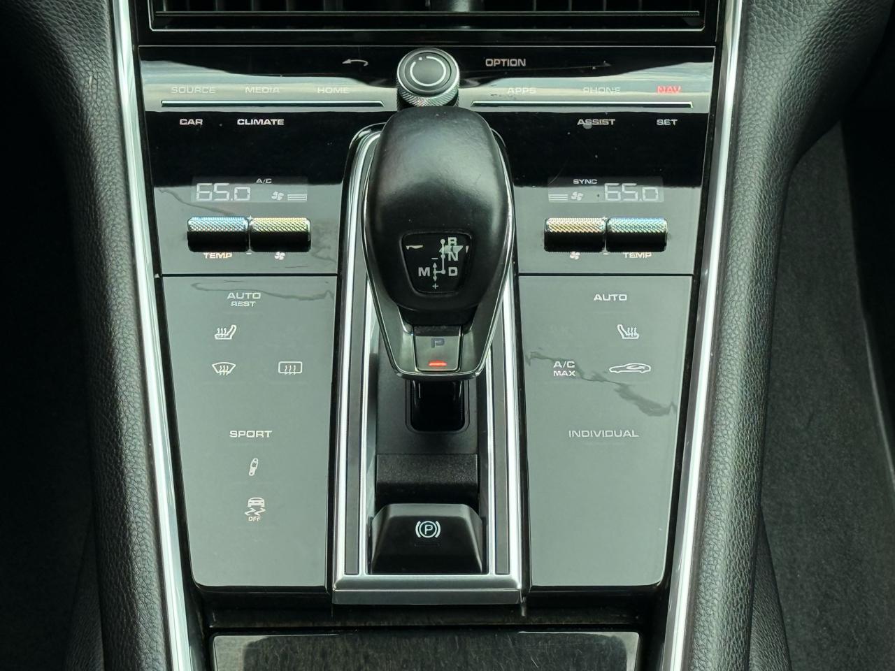 Porsche Panamera 4 AWD 2018