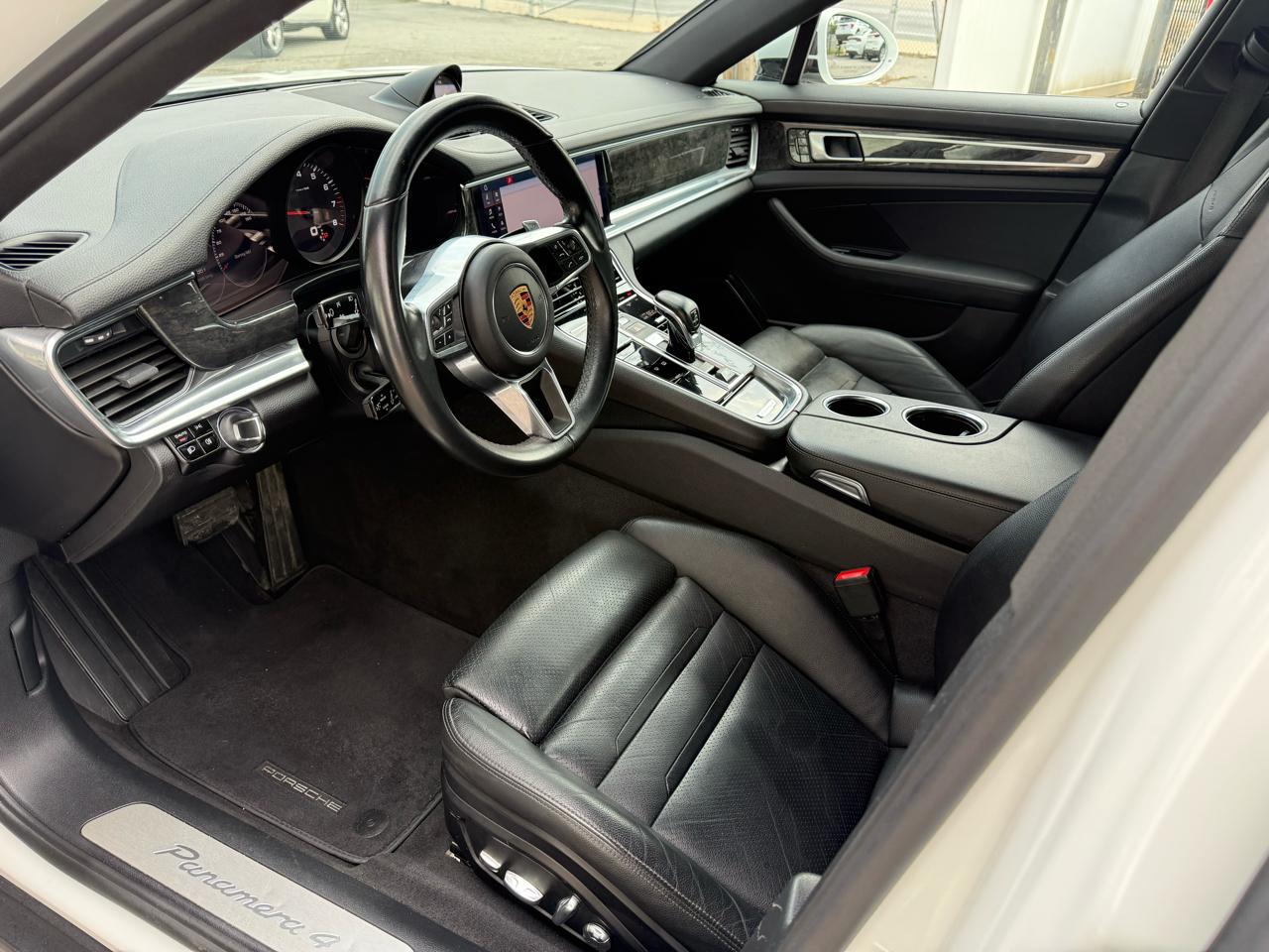 Porsche Panamera 4 AWD 2018