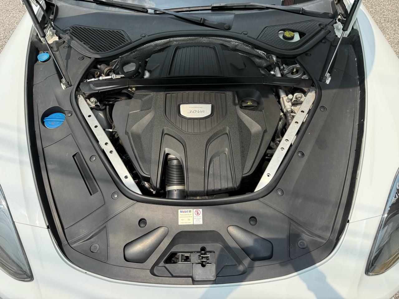Porsche Panamera 4 AWD 2018