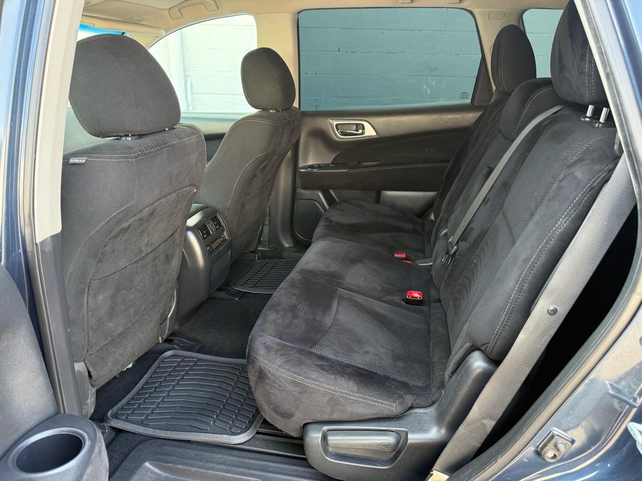 Nissan Pathfinder 4WD 4dr SV *Ltd Avail* 2015