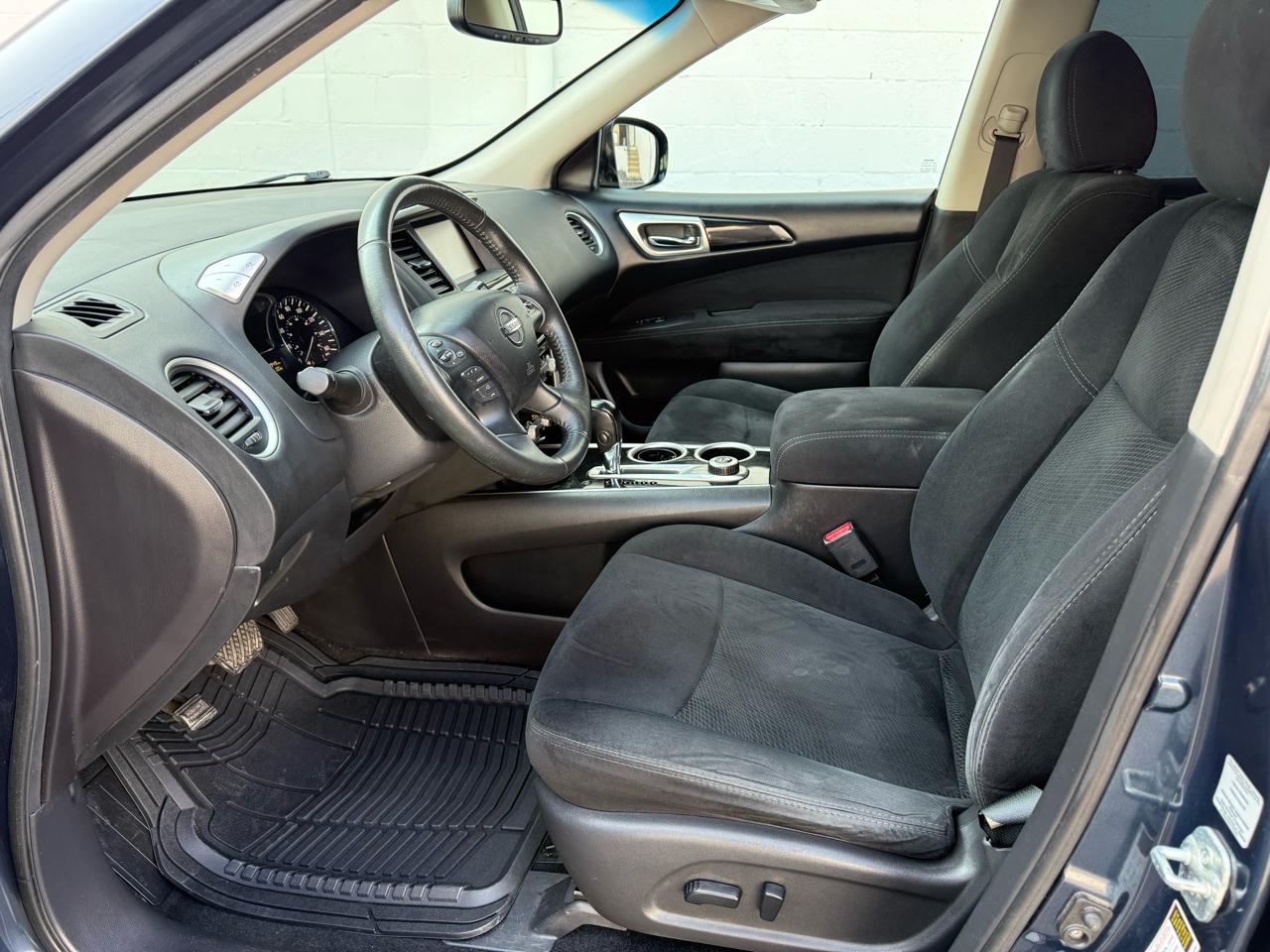 Nissan Pathfinder 4WD 4dr SV *Ltd Avail* 2015