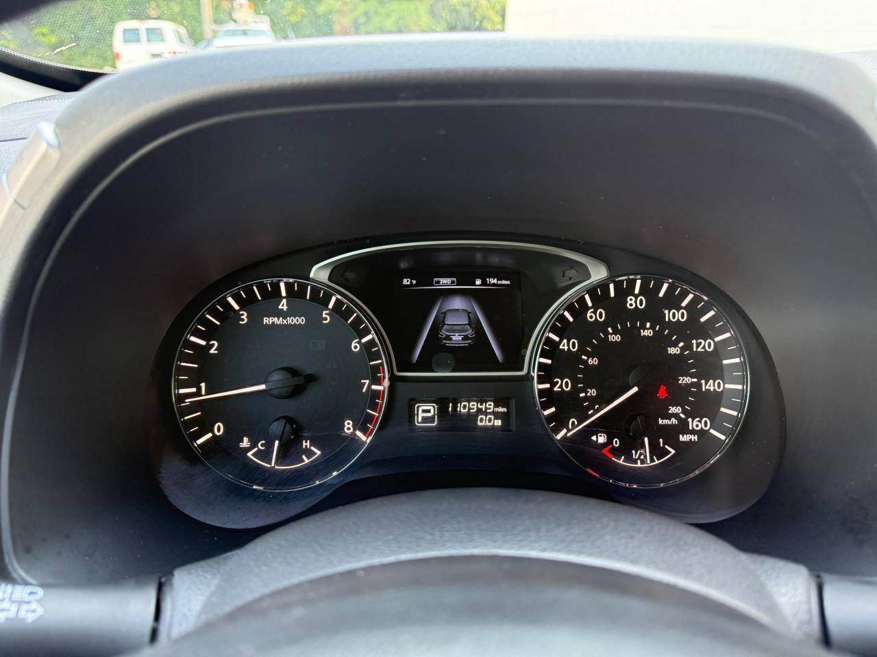 Nissan Pathfinder 4WD 4dr SV *Ltd Avail* 2015