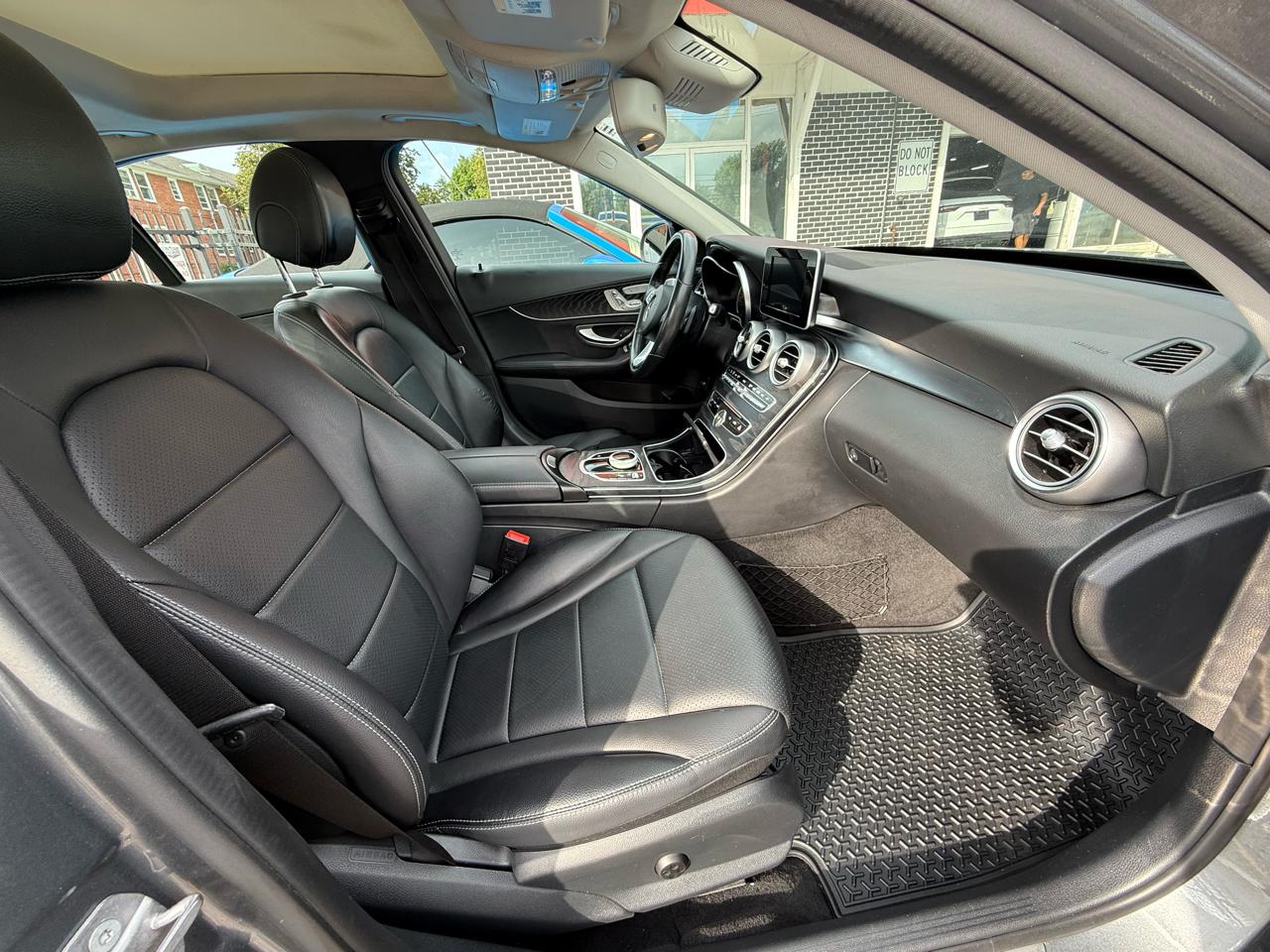 Mercedes-Benz C-Class C 300 4MATIC Sedan 2017