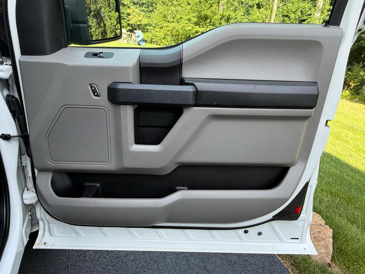 Ford F-150 XL 2WD SuperCab 6.5' Box 2020