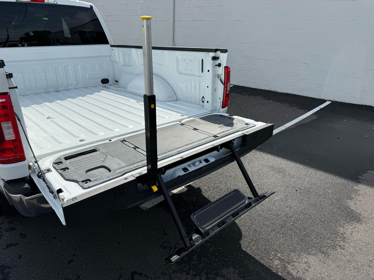 Ford F-150 XLT 4WD SuperCrew 6.5' Box 2023