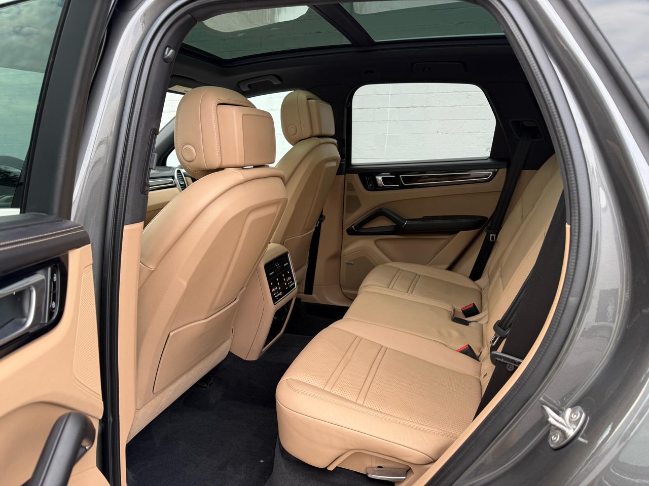 Porsche Cayenne S AWD 2021