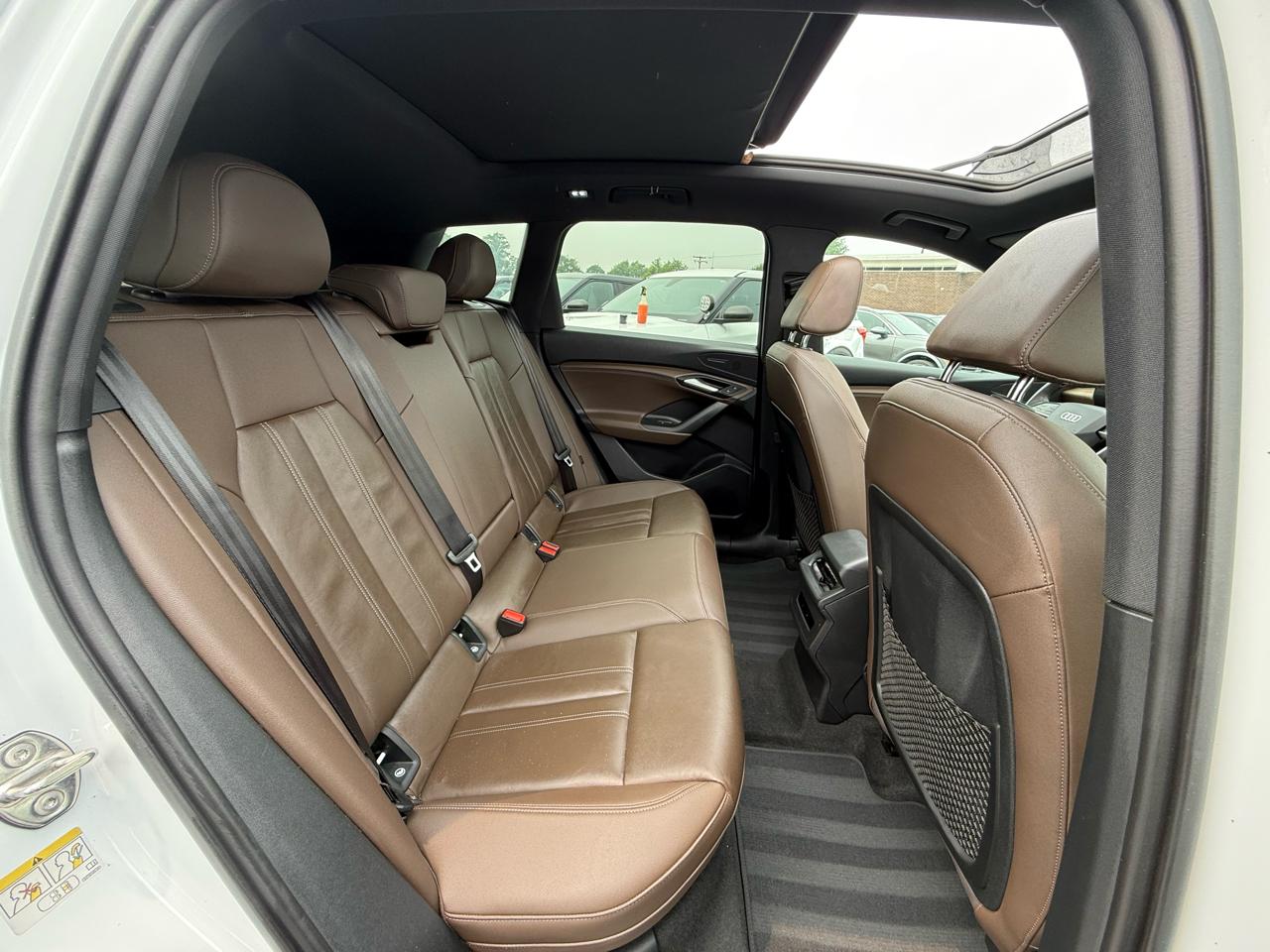 Audi Q6 e-tron Premium quattro 2025