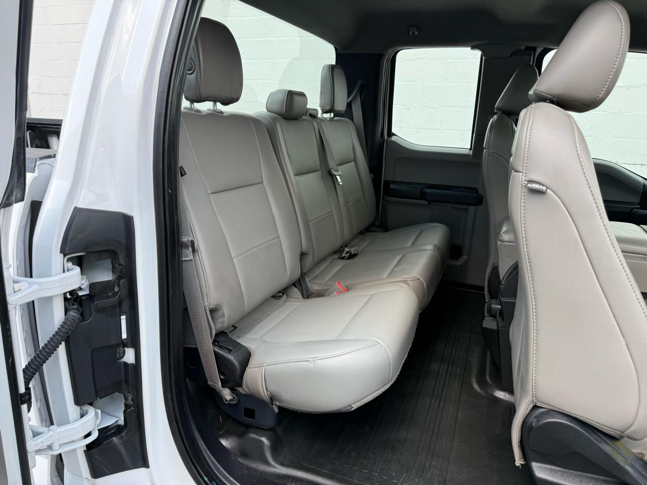 Ford F-150 XL 2WD SuperCab 8' Box 2019
