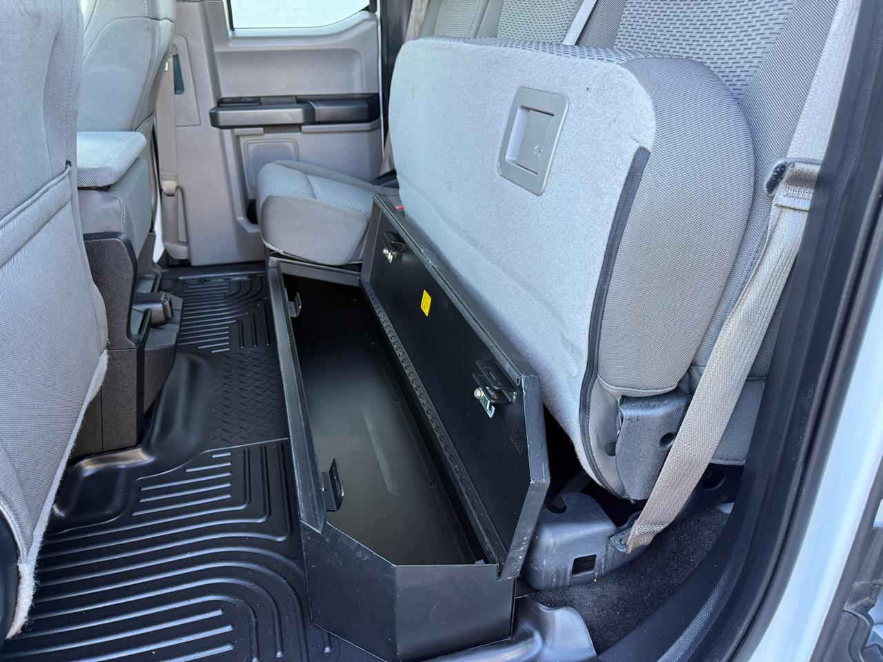 Ford F-150 XLT 4WD SuperCab 8' Box 2017