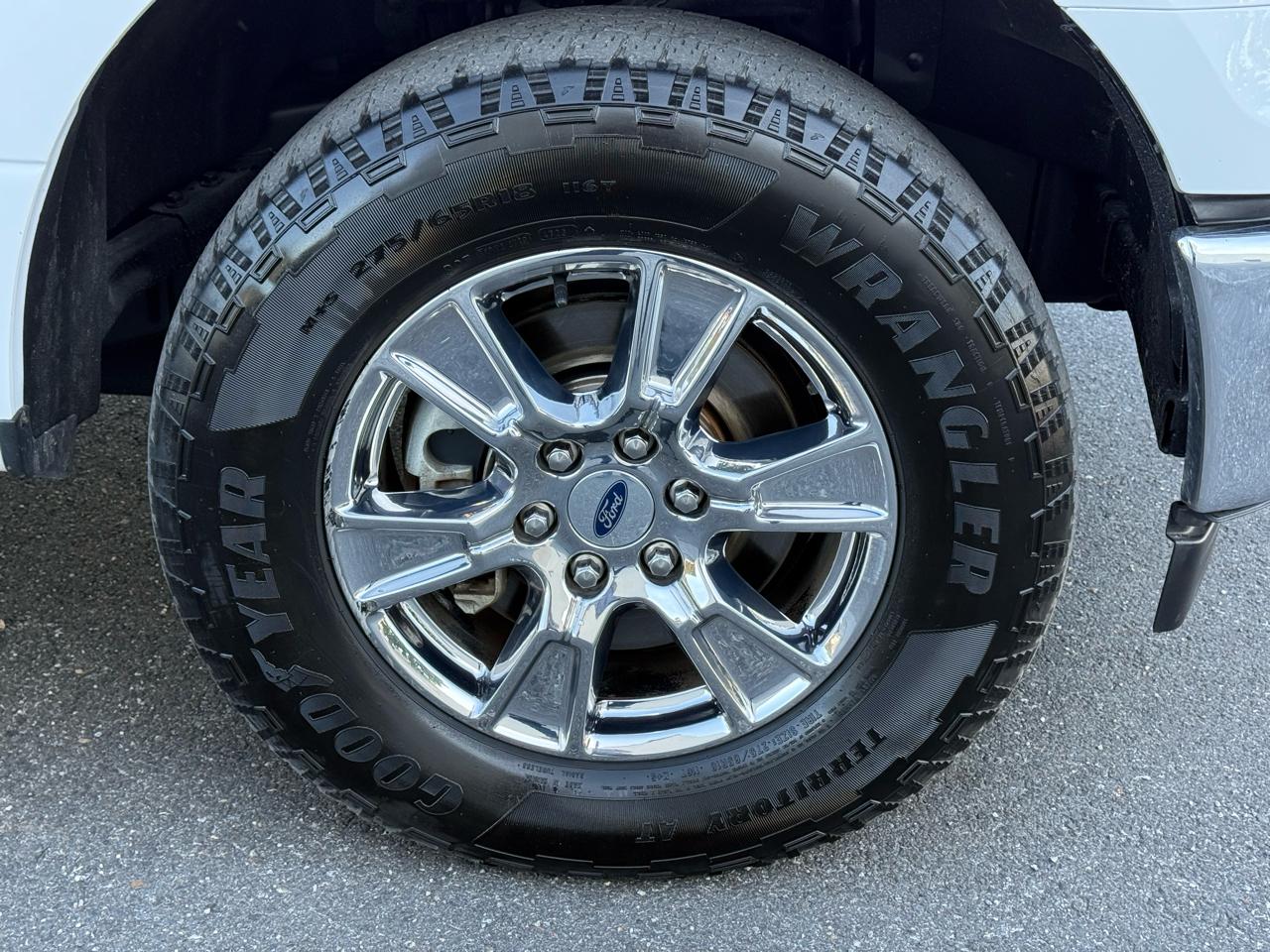 Ford F-150 XLT 4WD SuperCab 8' Box 2017