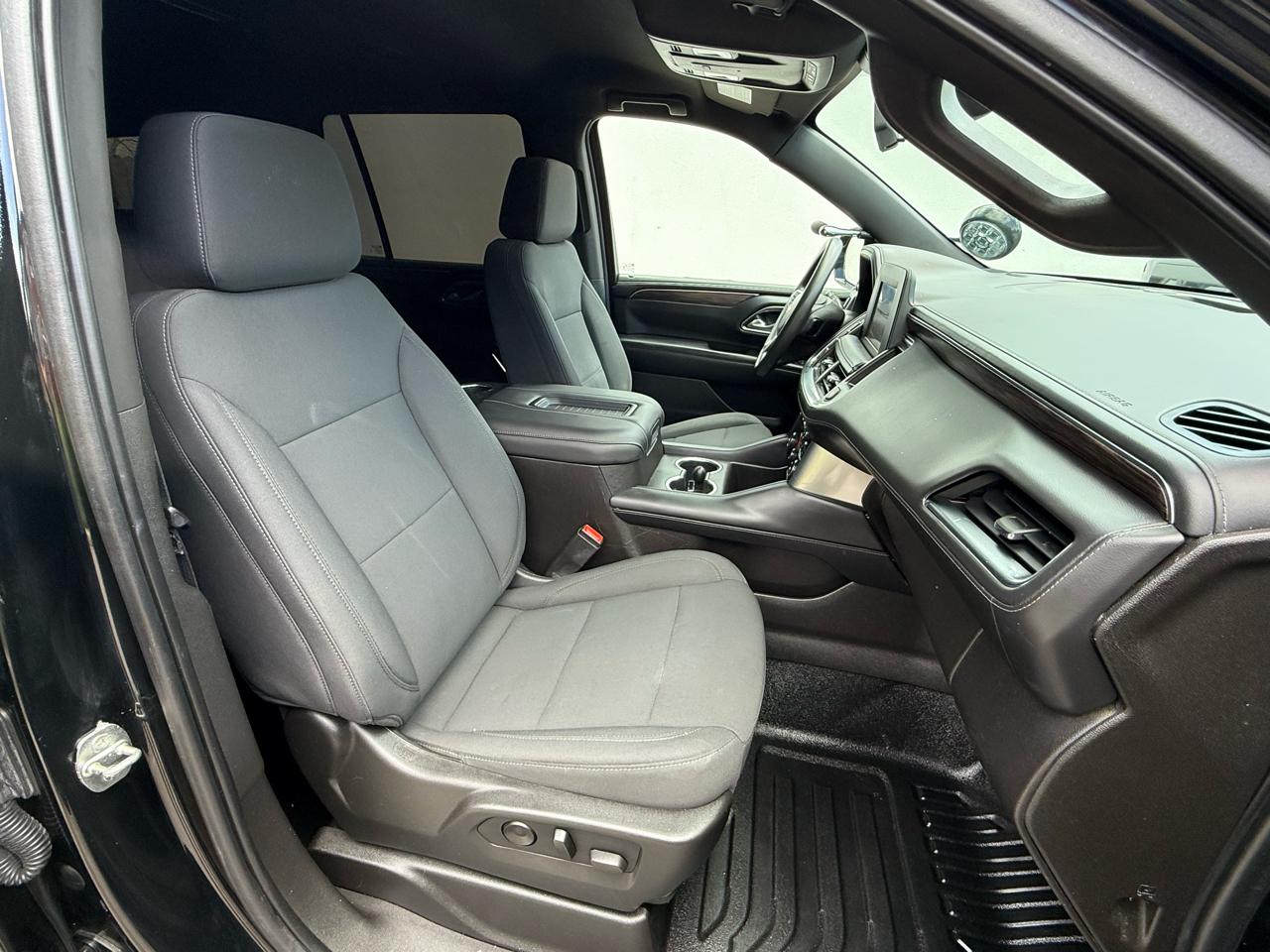 Chevrolet Tahoe  2021