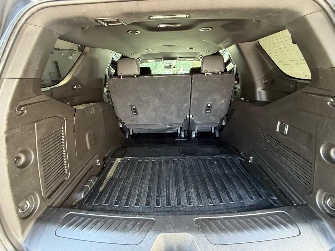 Chevrolet Tahoe  2021
