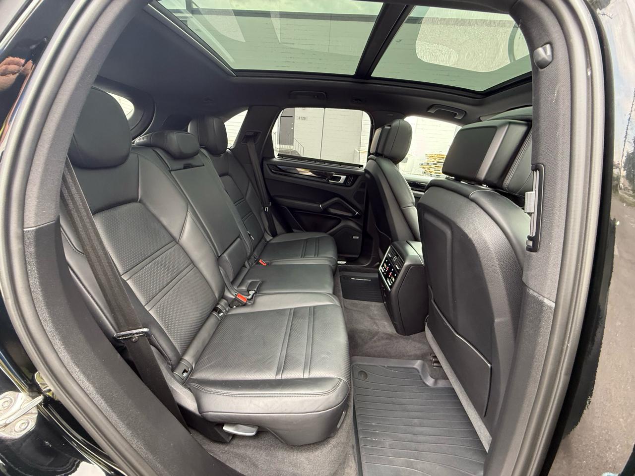 Porsche Cayenne E-Hybrid AWD 2019