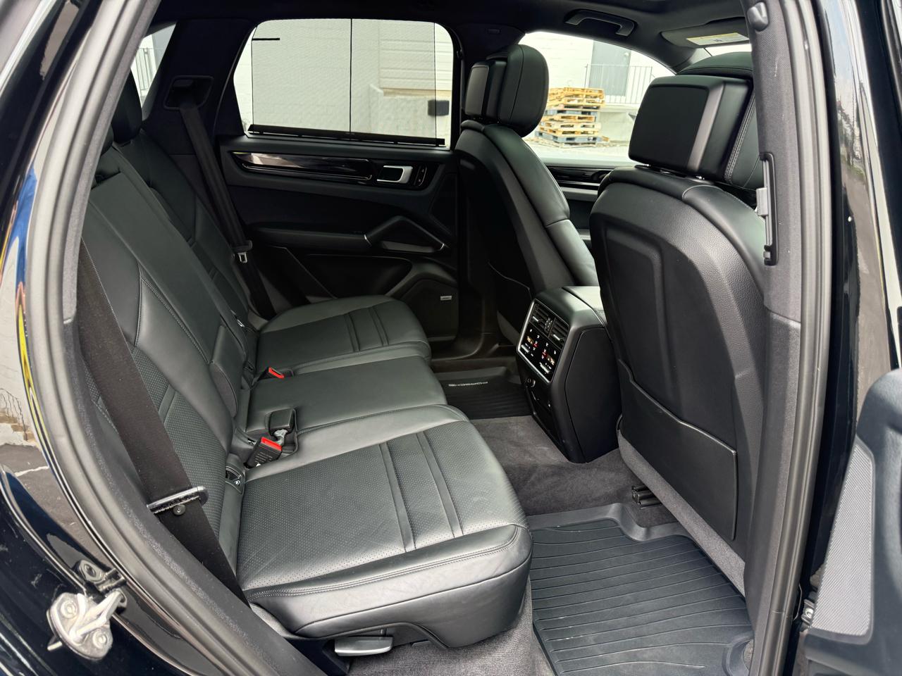 Porsche Cayenne E-Hybrid AWD 2019