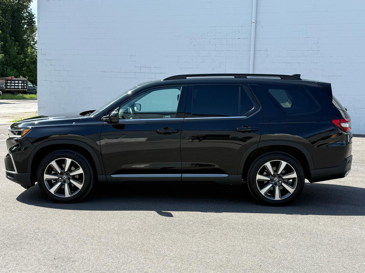 Honda Pilot Elite AWD 2023