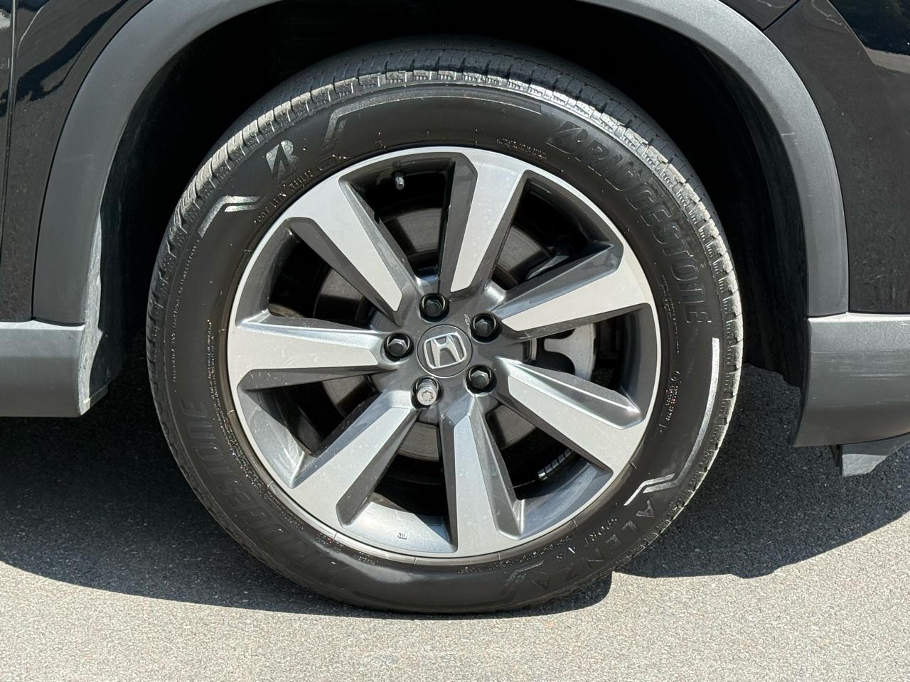 Honda Pilot Elite AWD 2023