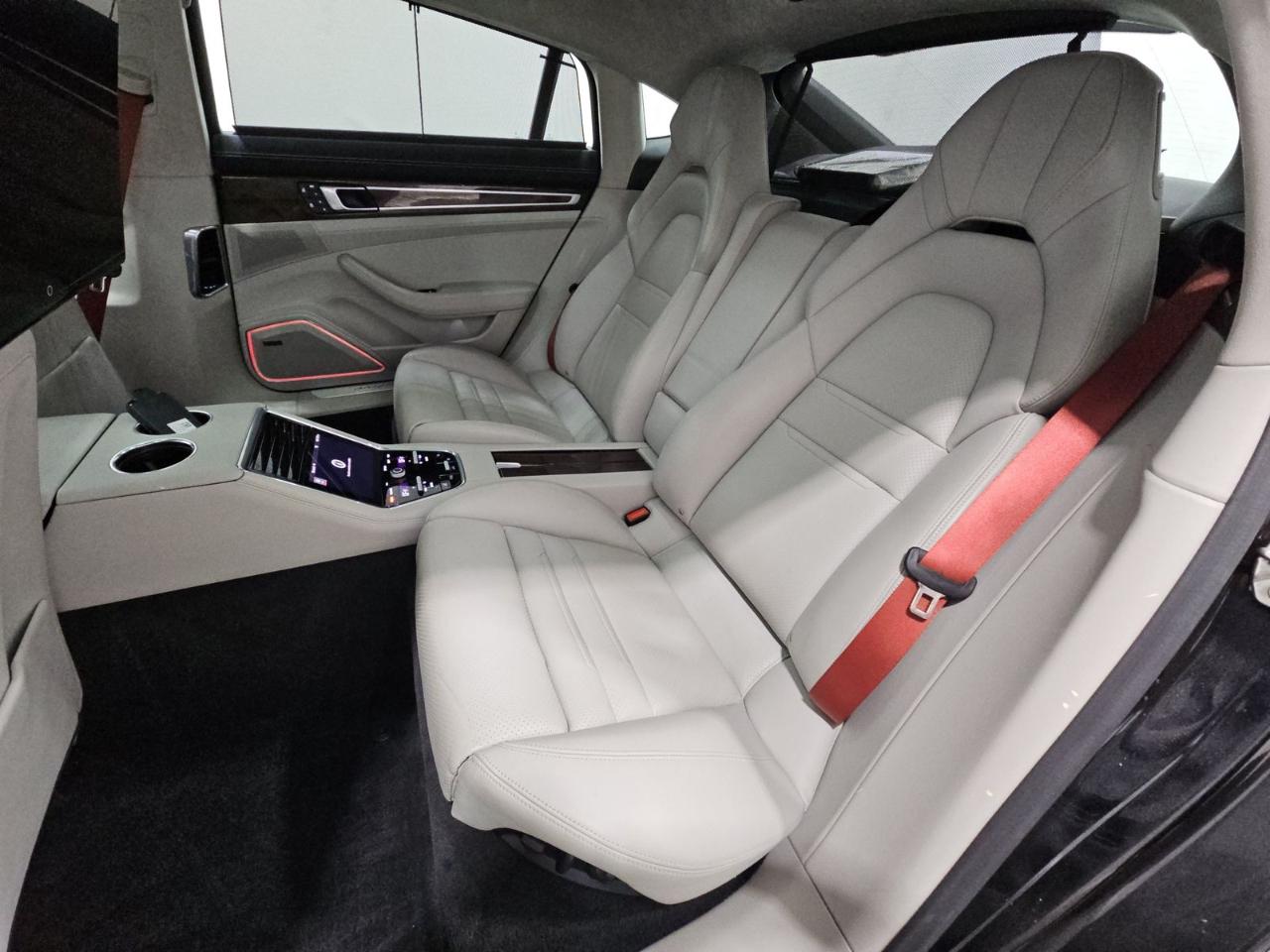 Porsche Panamera Turbo S Executive AWD 2023