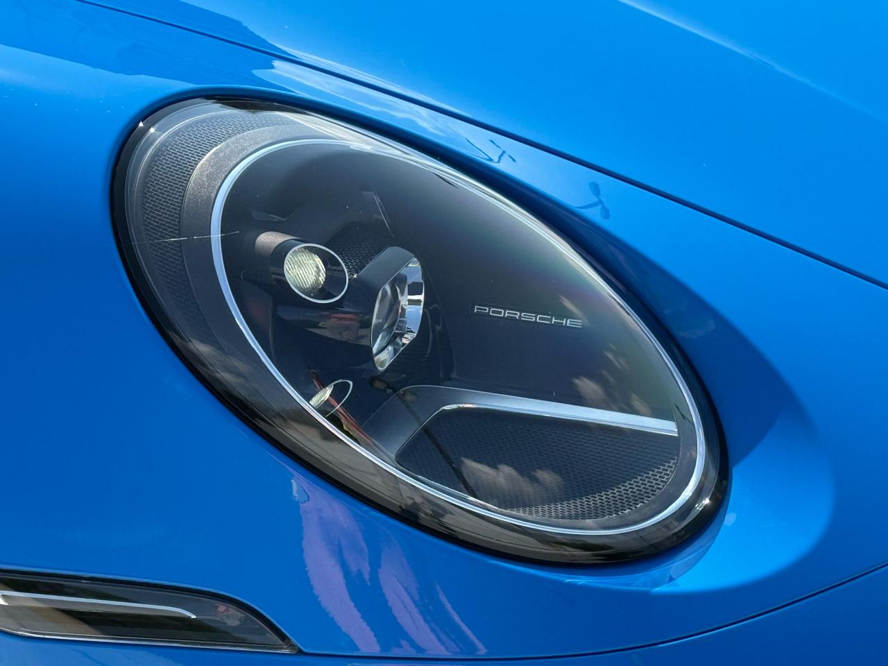 Porsche 911 Carrera Cabriolet 2022