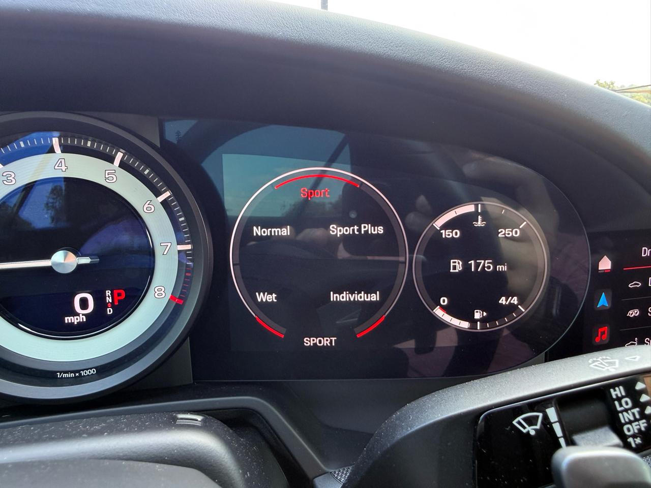 Porsche 911 Carrera Cabriolet 2022
