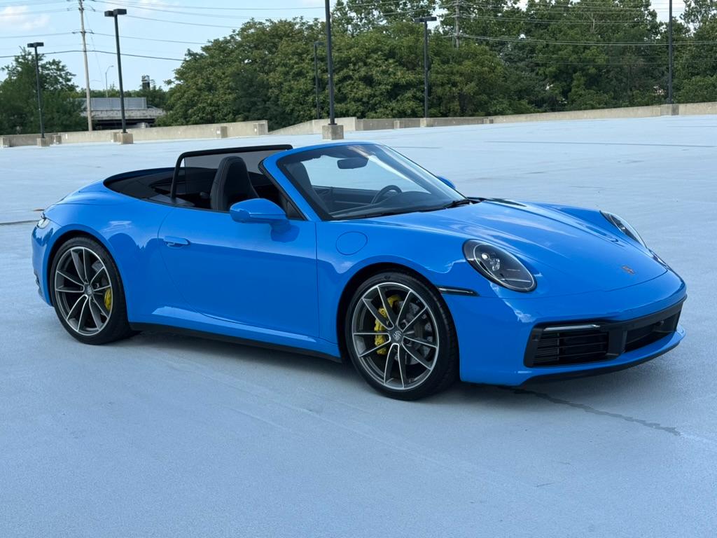 Porsche 911 Carrera Cabriolet 2022