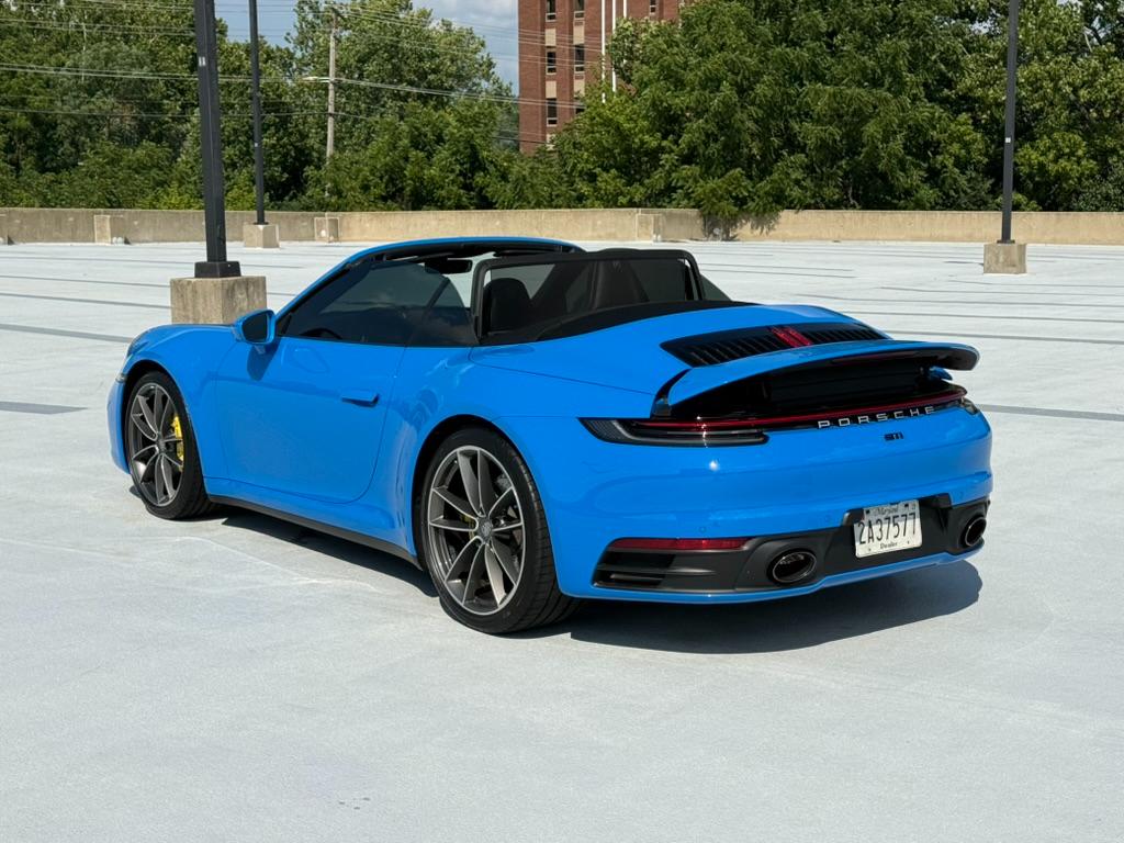 Porsche 911 Carrera Cabriolet 2022
