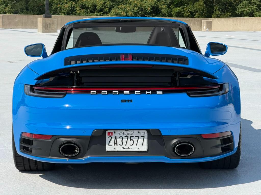 Porsche 911 Carrera Cabriolet 2022