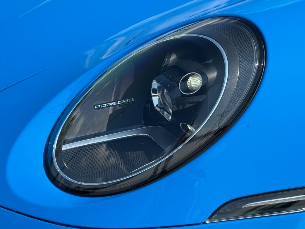Porsche 911 Carrera Cabriolet 2022