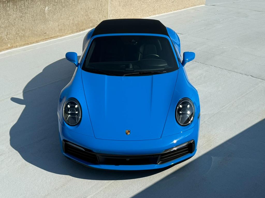Porsche 911 Carrera Cabriolet 2022