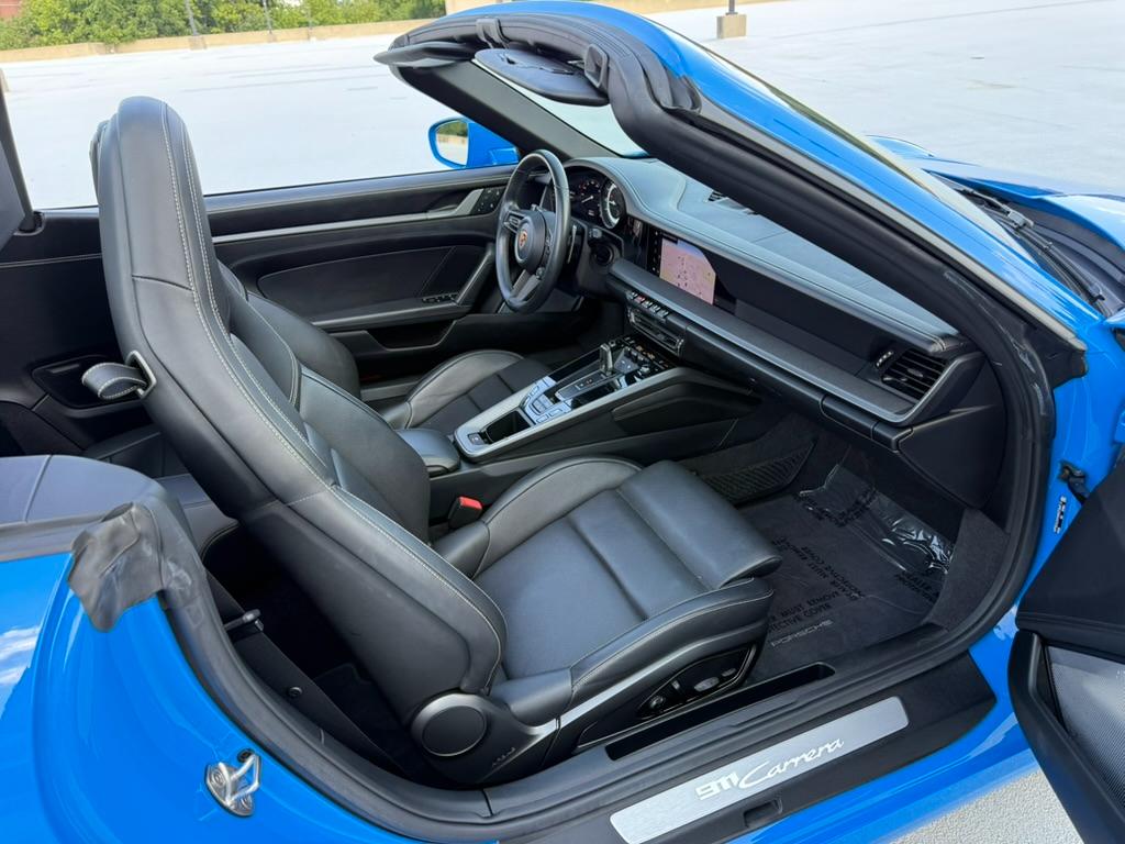Porsche 911 Carrera Cabriolet 2022